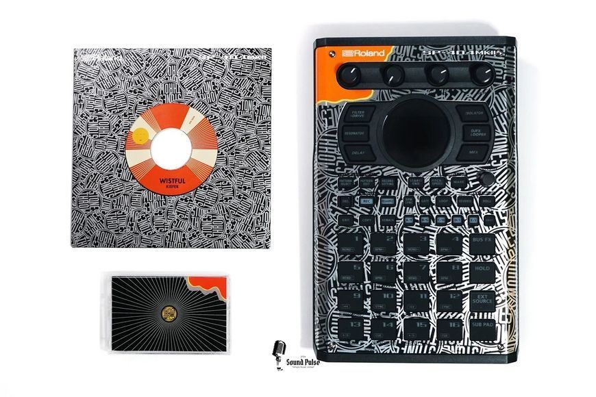 Семплер Roland SP-404MKII Stones Throw 2241857656 фото