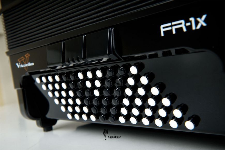 Акордеон Roland FR-1X BK 04400751 фото