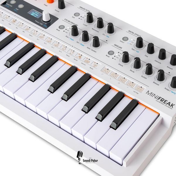 Аналоговий синтезатор Arturia MiniFreak Vocoder 04400445 фото