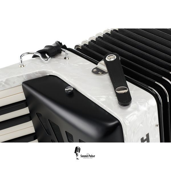 Акордеон Hohner Bravo II 48 White silent key 04400762 фото