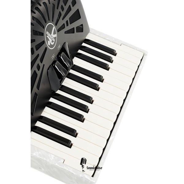 Акордеон Hohner Bravo II 48 White silent key 04400762 фото