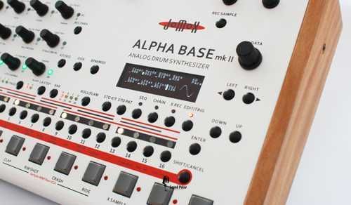 Драм машина Jomox Alpha Base MKII 9745725826 фото